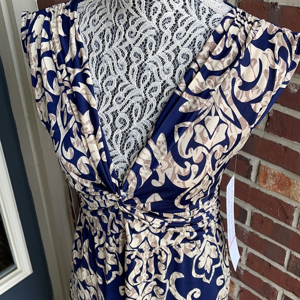 Maxi dress - Picture 2 of 9